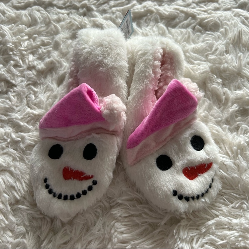 Cute Snowman Slippers with Pink Hat